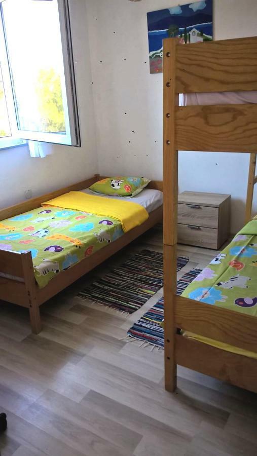 Apartment Kamelia Vir Ngoại thất bức ảnh